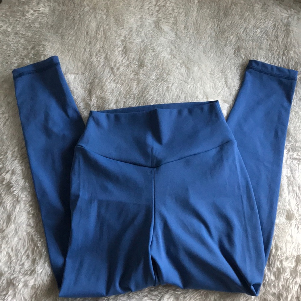 NWT CLS Leggings